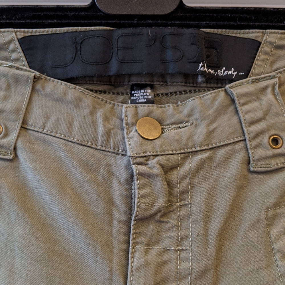 Joe's Jeans Olive Cropped Pants - Picture 3 of 11